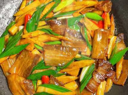 春笋炒肉片的做法