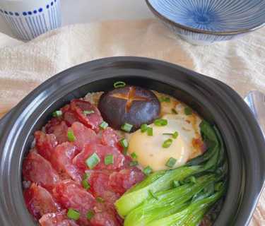 广式腊肠煲仔饭_广式腊肠煲仔饭的做法