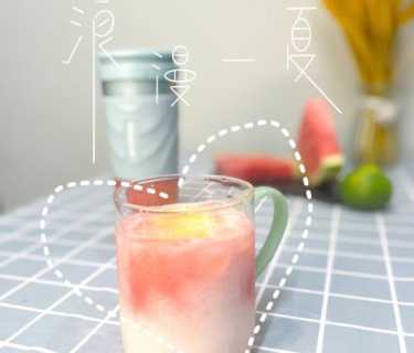 西瓜奶昔的做法_西瓜奶昔的做法和配方