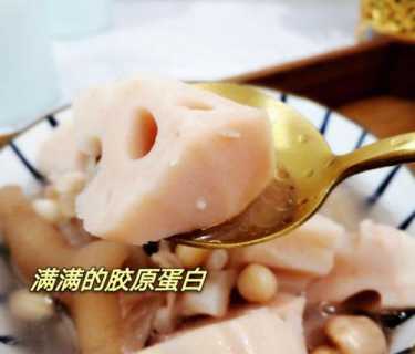 催奶猪脚汤的做法