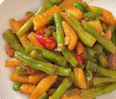 土豆炖豆角炖肉的做法