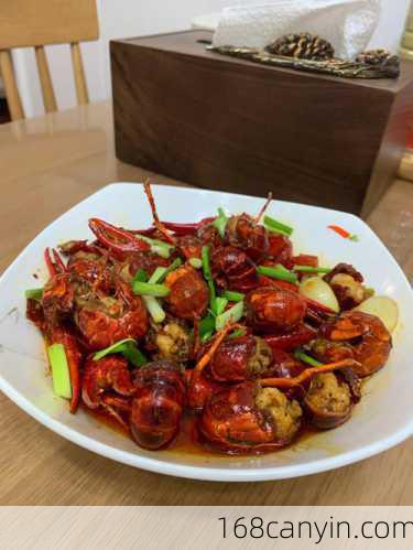 油焖龙虾_油焖龙虾做法