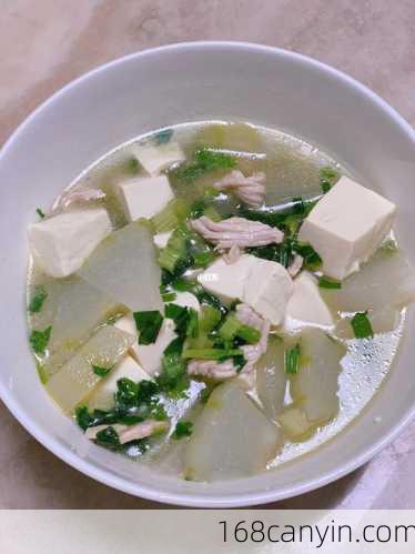 冬瓜豆腐汤的做法_冬瓜豆腐汤的做法大全家常菜窍门