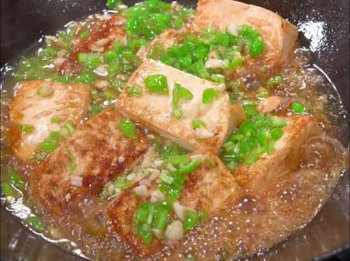 青椒煎豆腐的家常做法窍门