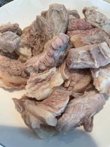 红烧牛腩最正宗的做法