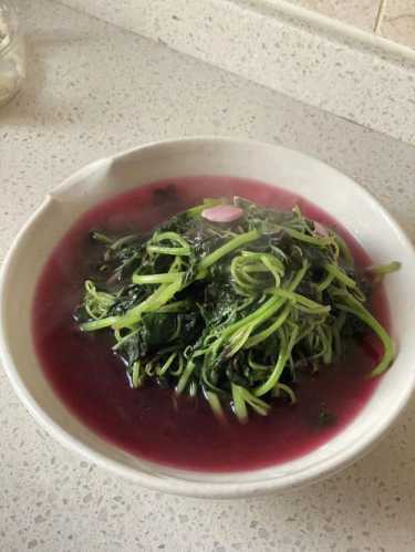 炒苋菜的做法_炒苋菜的做法步骤图解