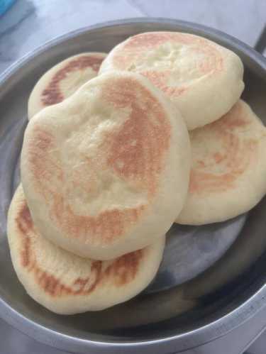 五香发面饼_五香发面饼怎么做又软又香