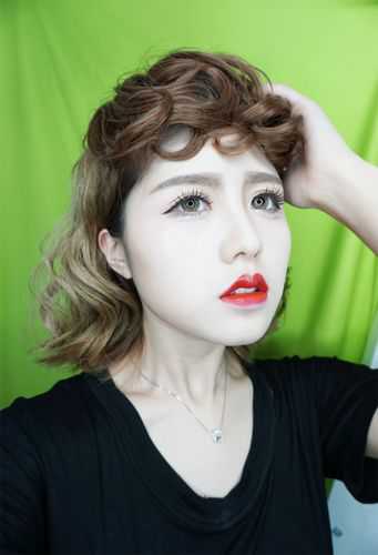 菠萝三色_菠萝三色灰美瞳效果图