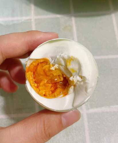 怎样腌制咸鸭蛋_怎样腌制咸鸭蛋流油又不咸