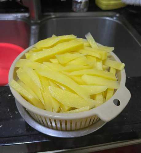 薯条的制作方法_薯条的制作方法视频